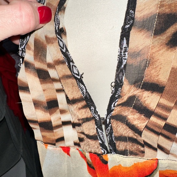 Calvin Klein Animal print women tops size medium - Picture 2 of 6